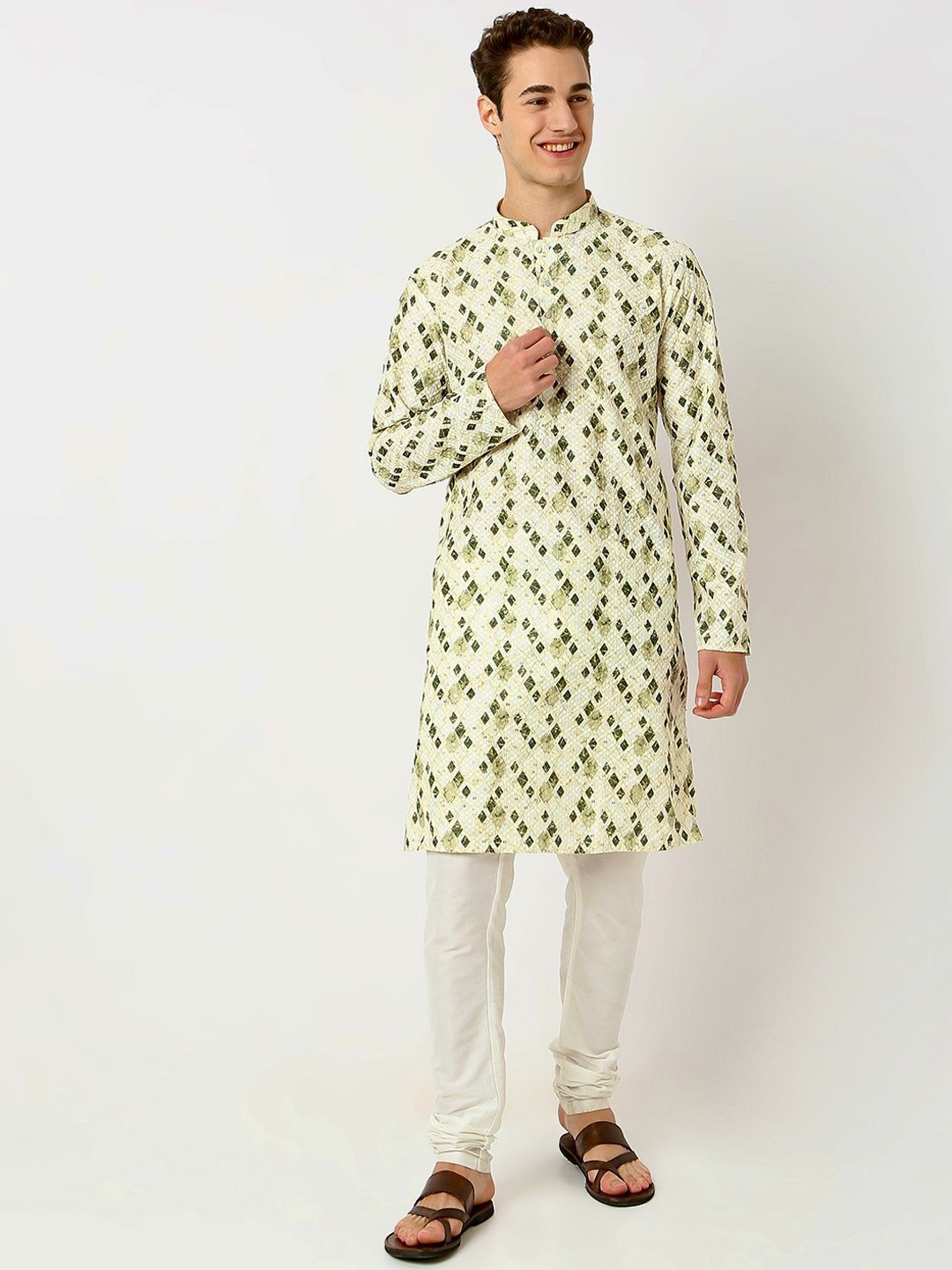 

BELLAZO Geometric Printed Mandarin Collar Jacquard Cotton Straight Kurta, Cream
