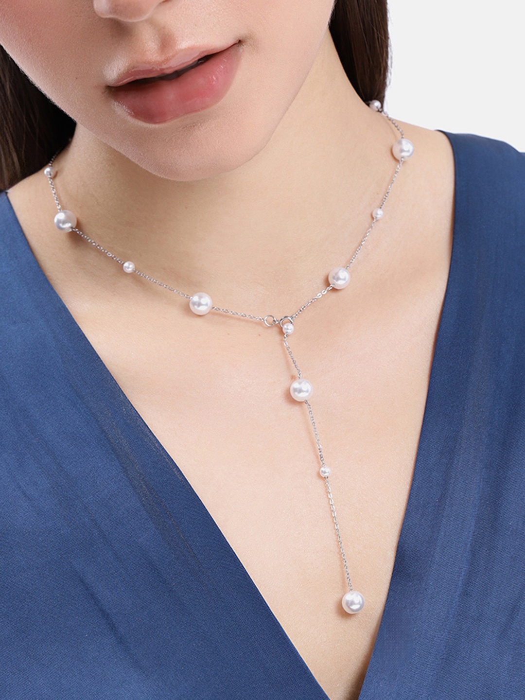

DressBerry Silver Toned Minimal Chain