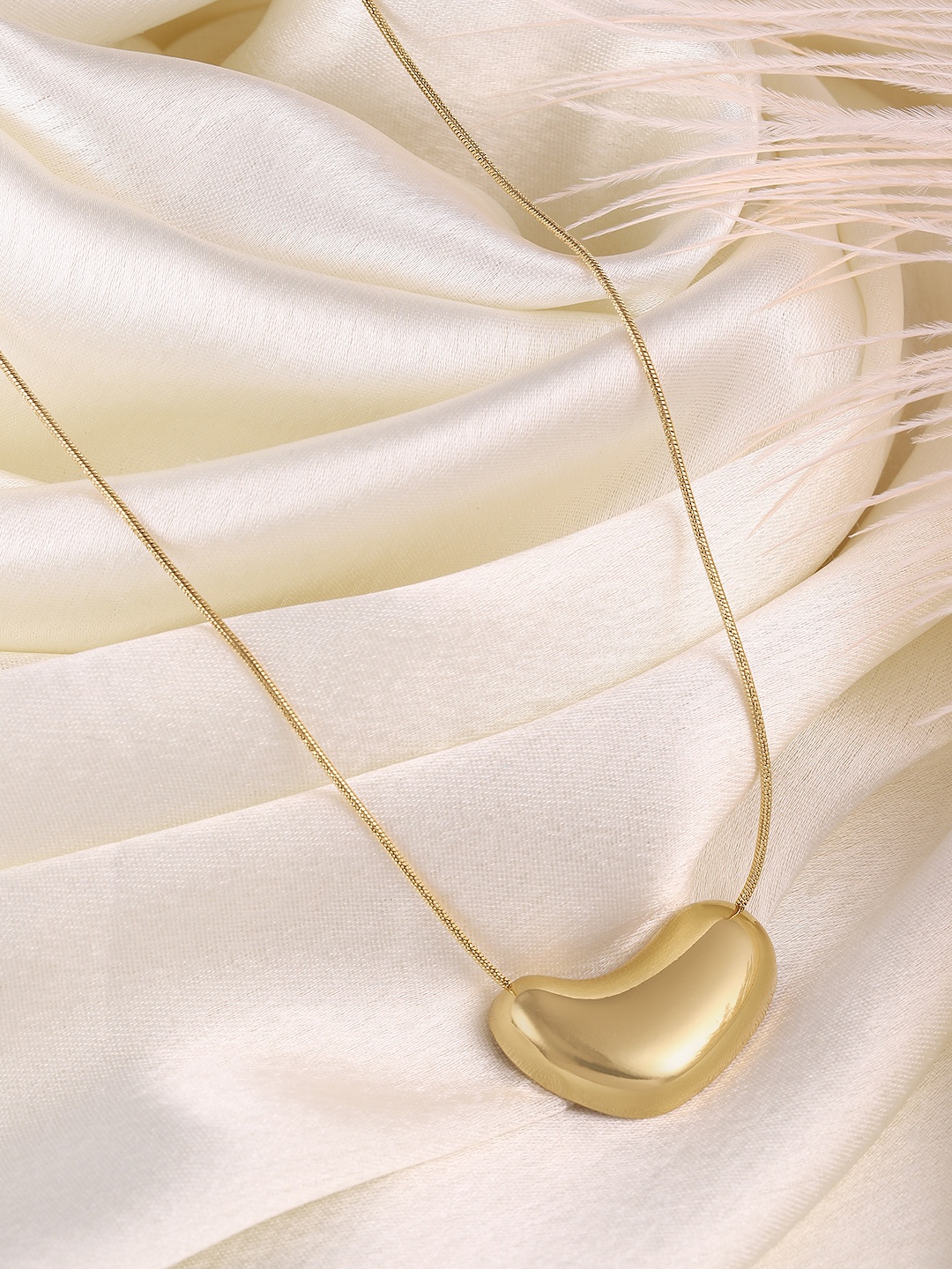 

DressBerry Contemporary Chain Necklace, Gold