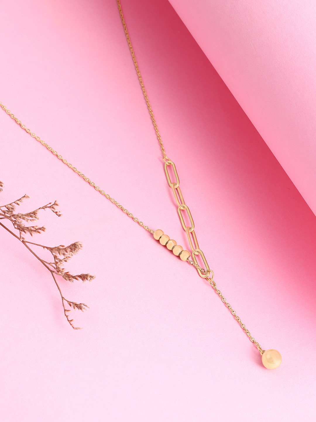 

DressBerry Contemporary Gold Toned Chain