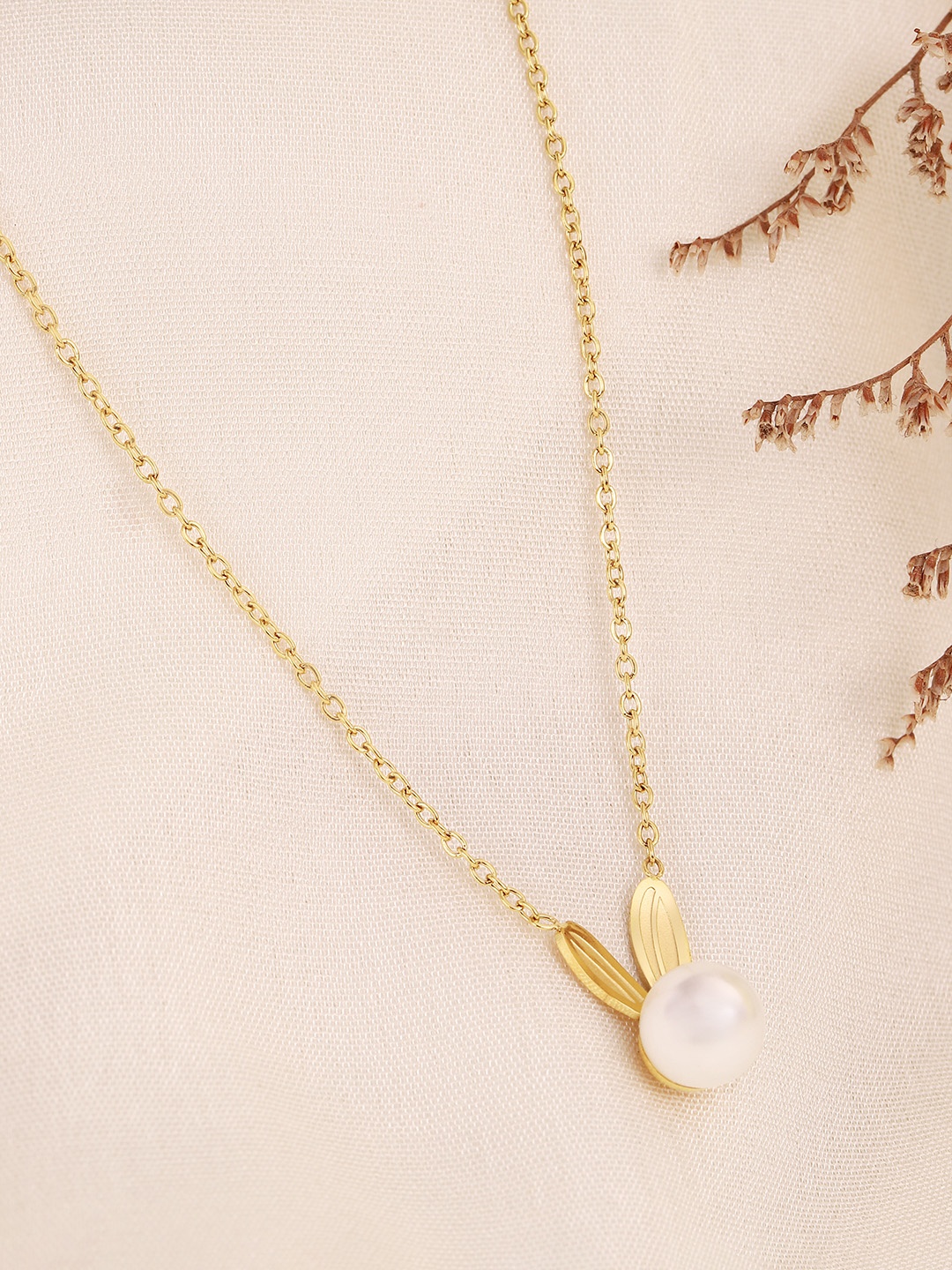 

DressBerry Gold Toned Chain