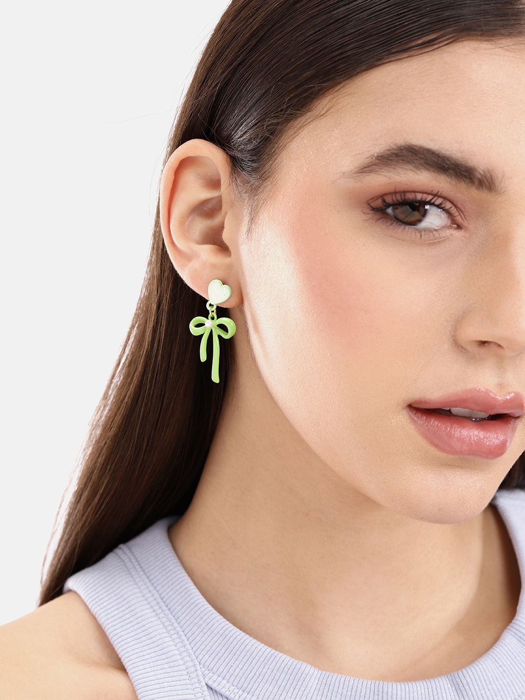 

DressBerry Heart Shaped Drop Earrings, Green