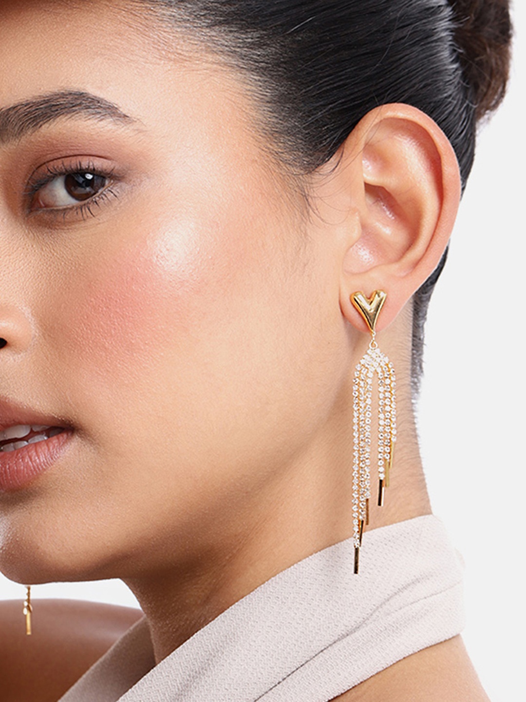 

DressBerry Contemporary Drop Earrings, Gold