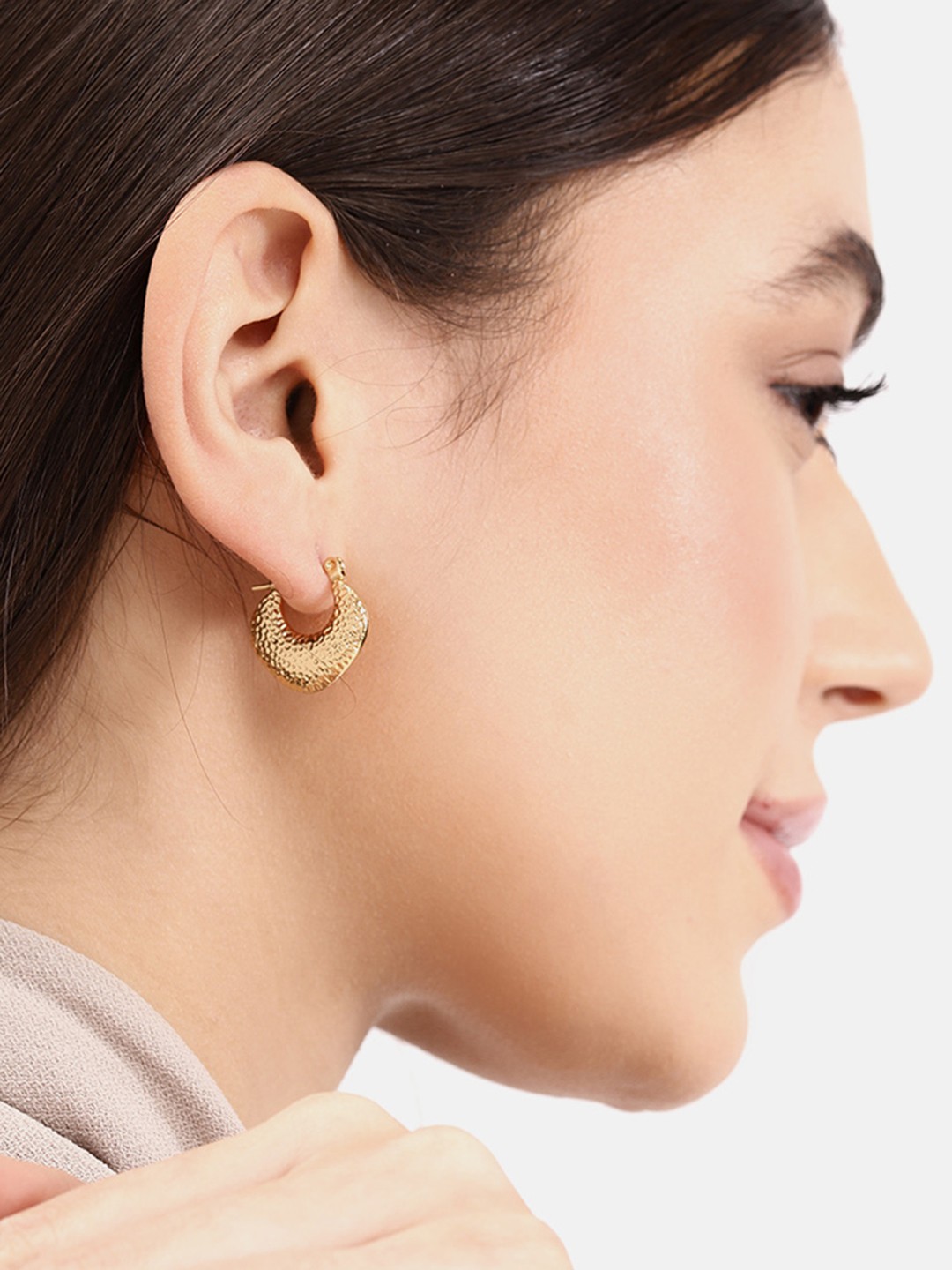 

DressBerry Contemporary Hoop Earrings, Gold