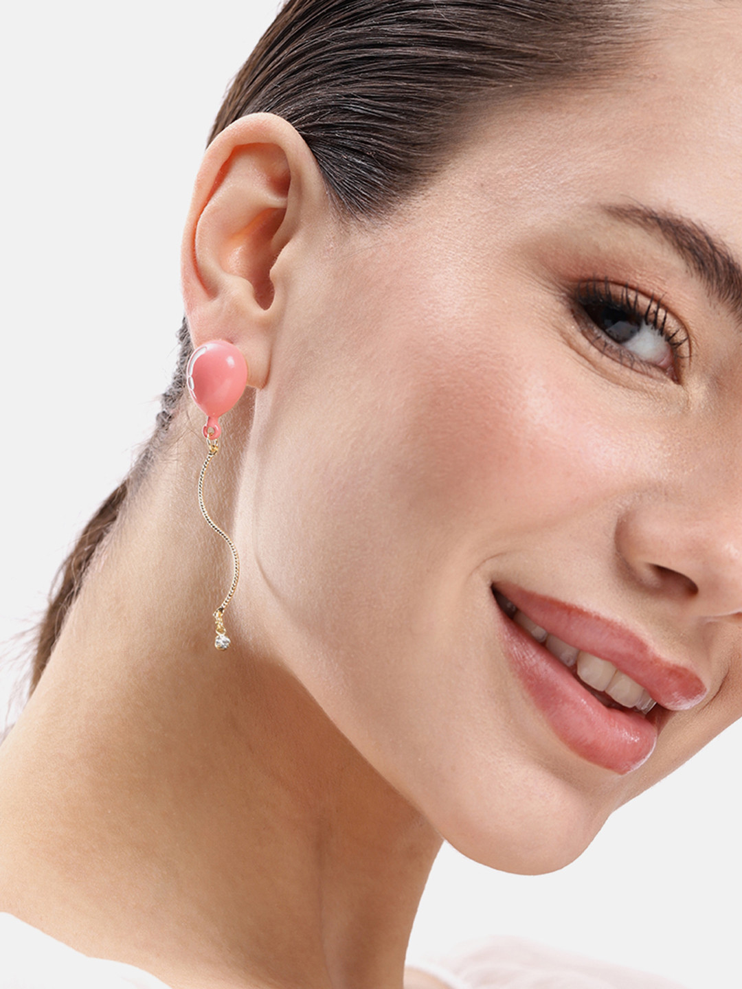 

DressBerry Contemporary Drop Earrings, Pink