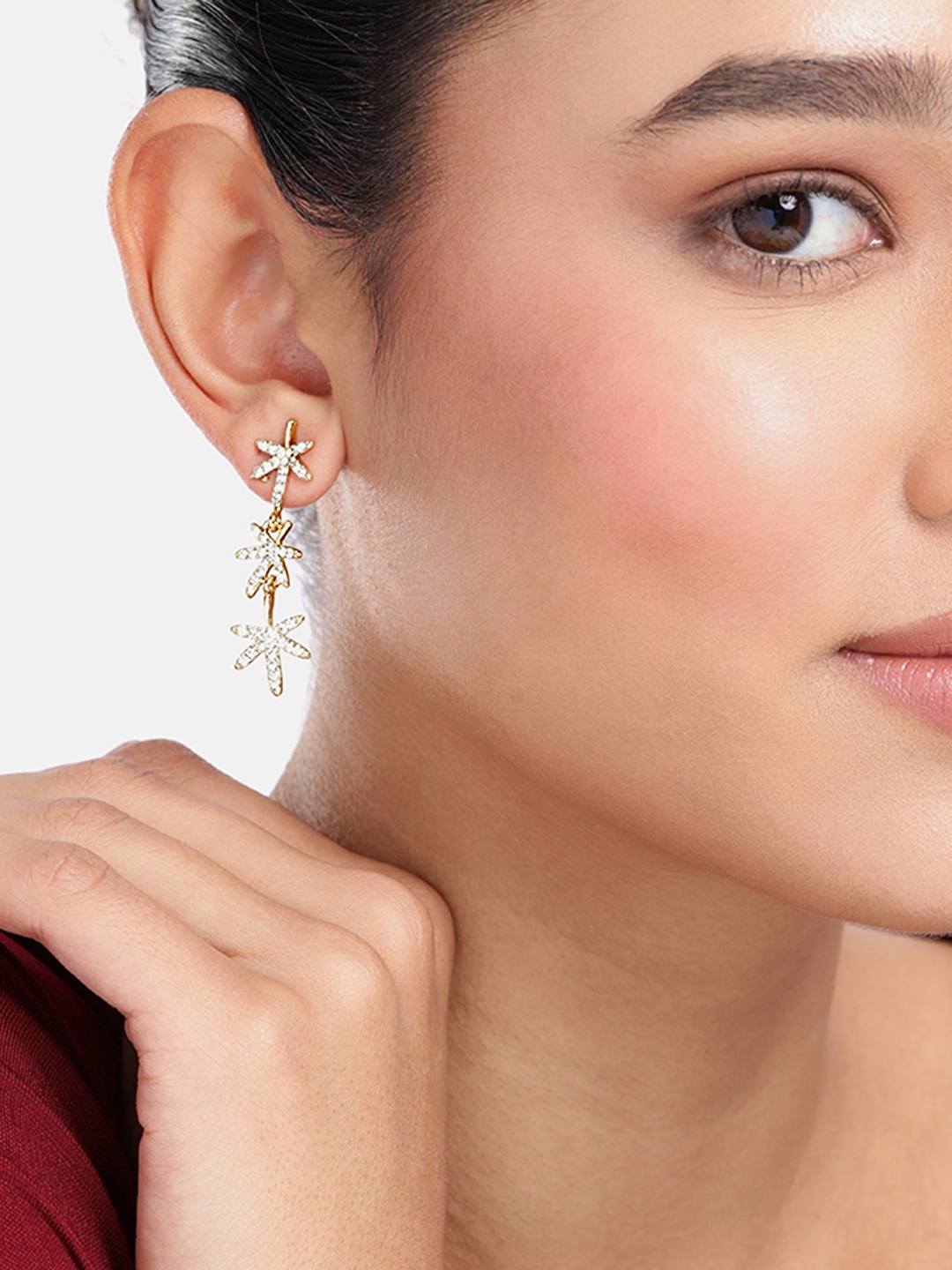 

DressBerry Contemporary Drop Earrings, Gold