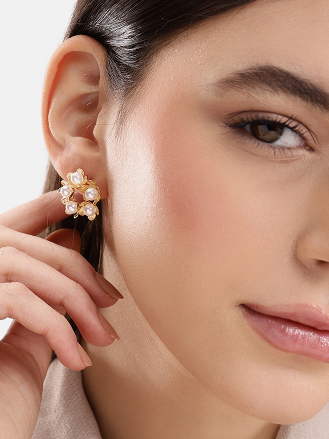

DressBerry Floral Beaded Studs Earrings, Gold