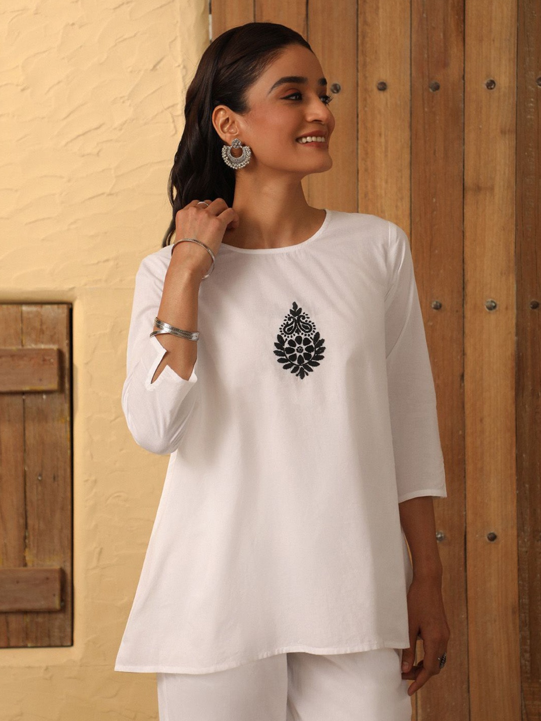 

House Of Chikankari Women Woven Chikankari Cotton Co-ord Set, White