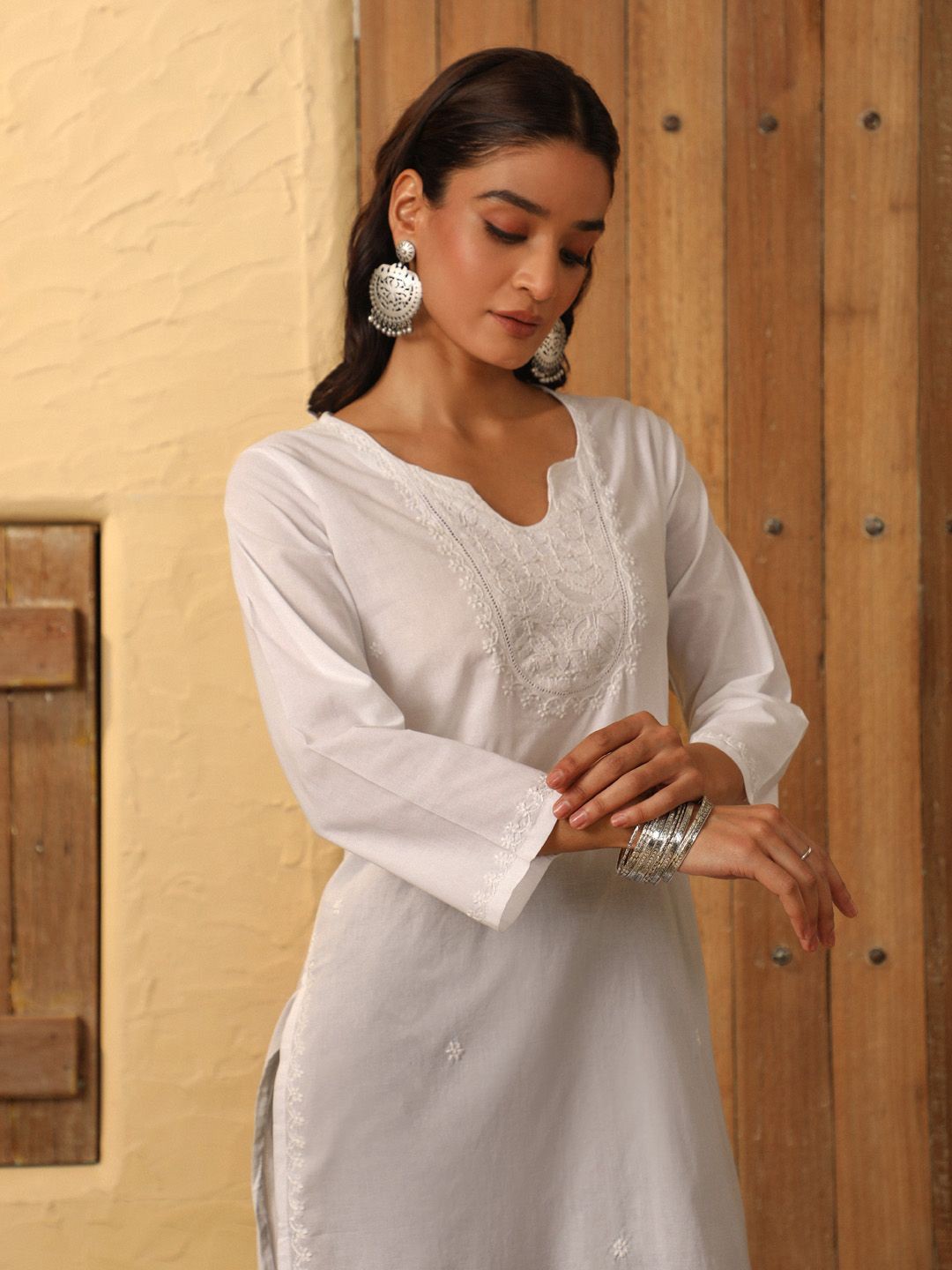 

House Of Chikankari Women Woven Chikankari Cotton Kurta, White