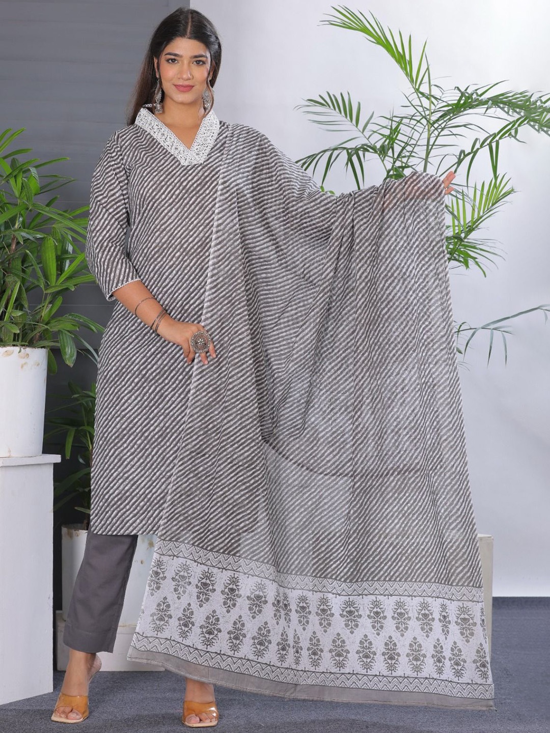 

KALINI Women Leheriya Printed Regular Pure Cotton Kurta with Trousers & With Dupatta, Grey