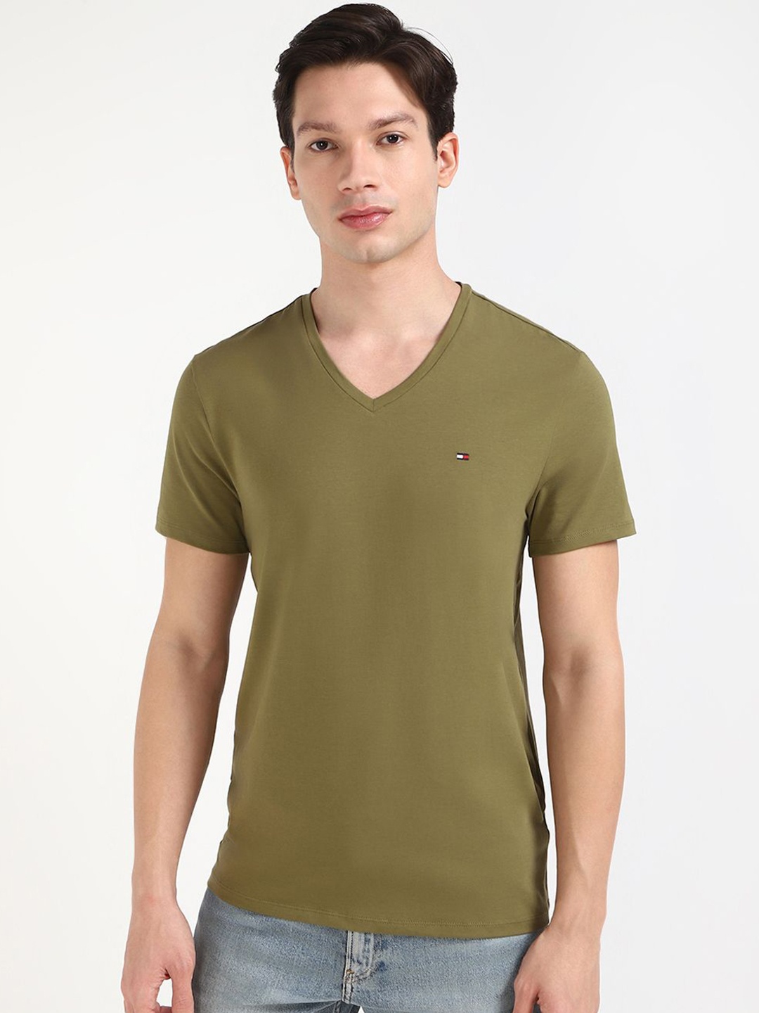 

Tommy Hilfiger Men V-Neck T-shirt, Green