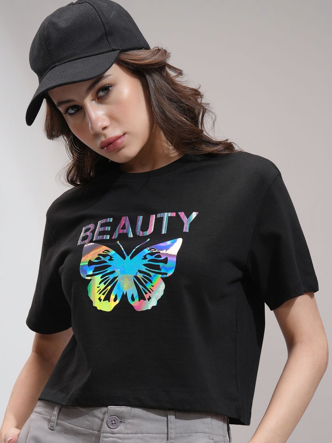 

Tokyo Talkies Women Printed Relaxed Fit Crop T-Shirt, Black