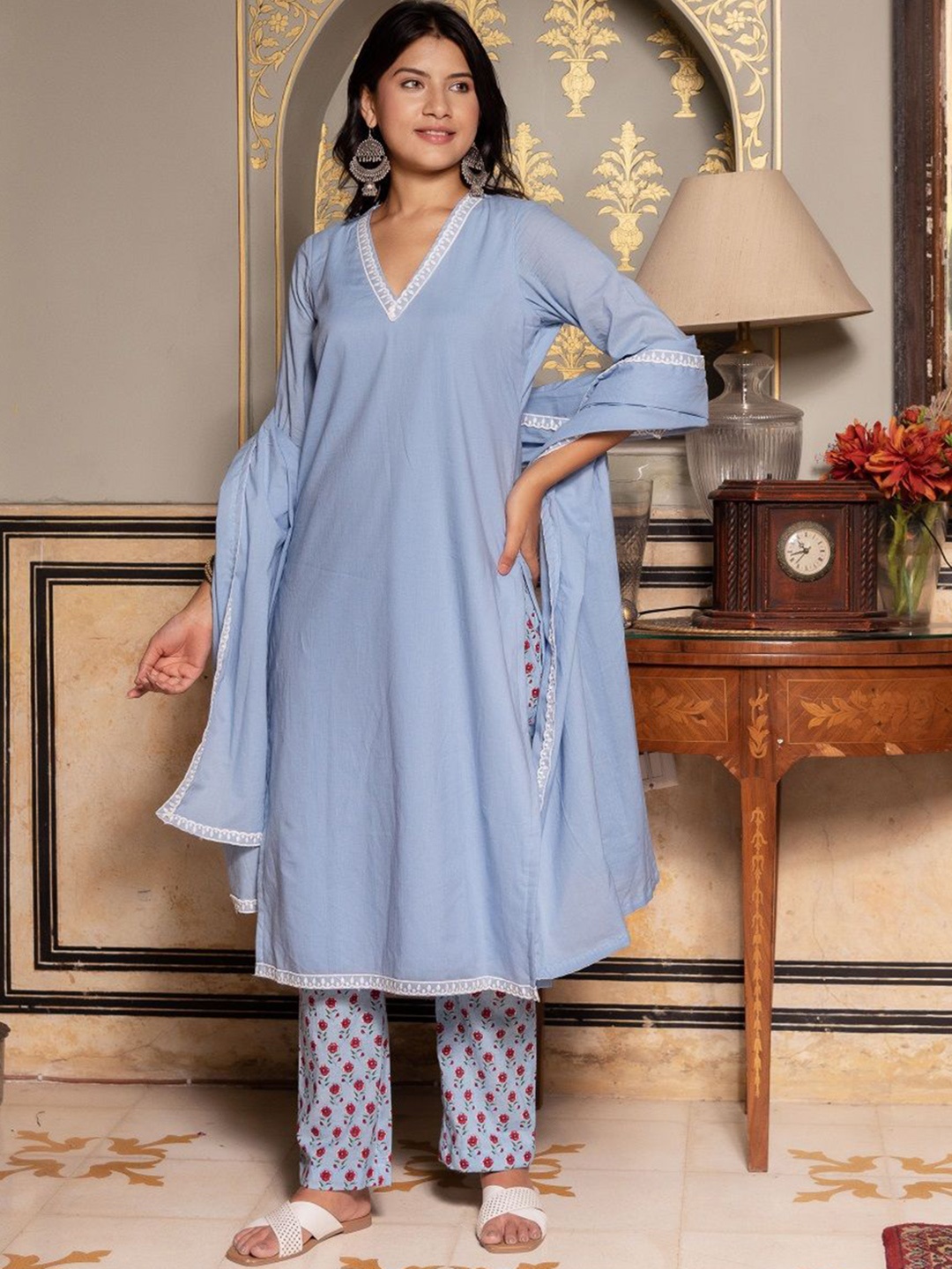 

Pomcha Women Regular Thread Work Pure Cotton Kurta with Trousers & With Dupatta, Blue