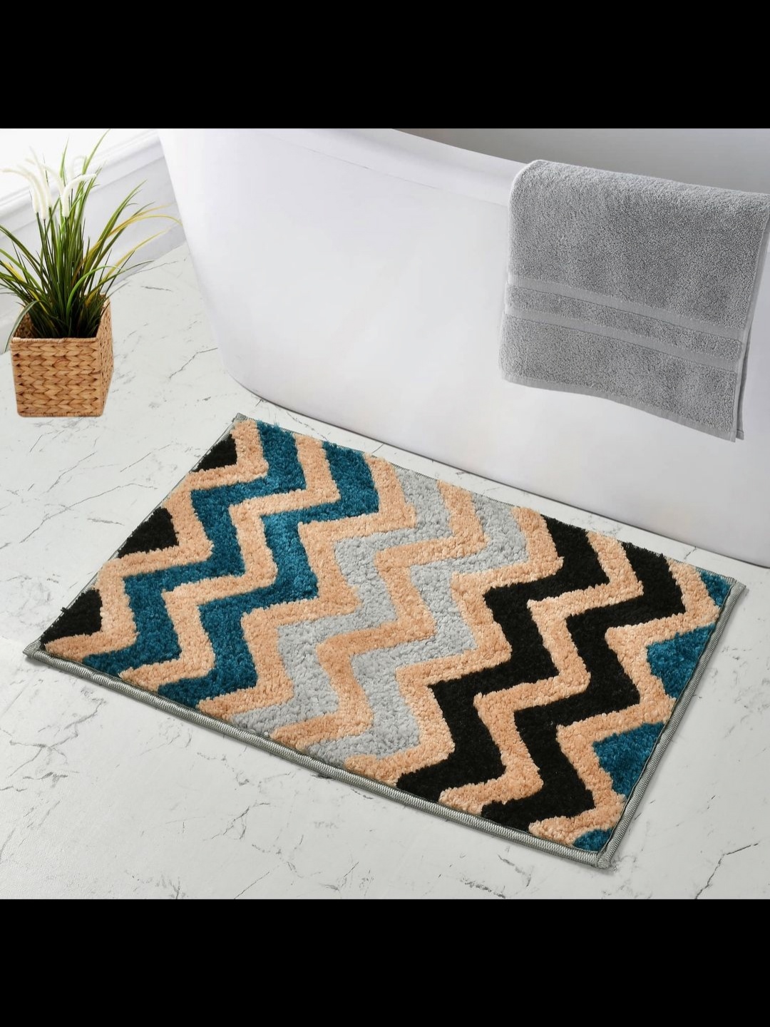 

MAA ME CONCEPT Grey & Teal Blue Zig Zag Design Microfiber Bath Rug