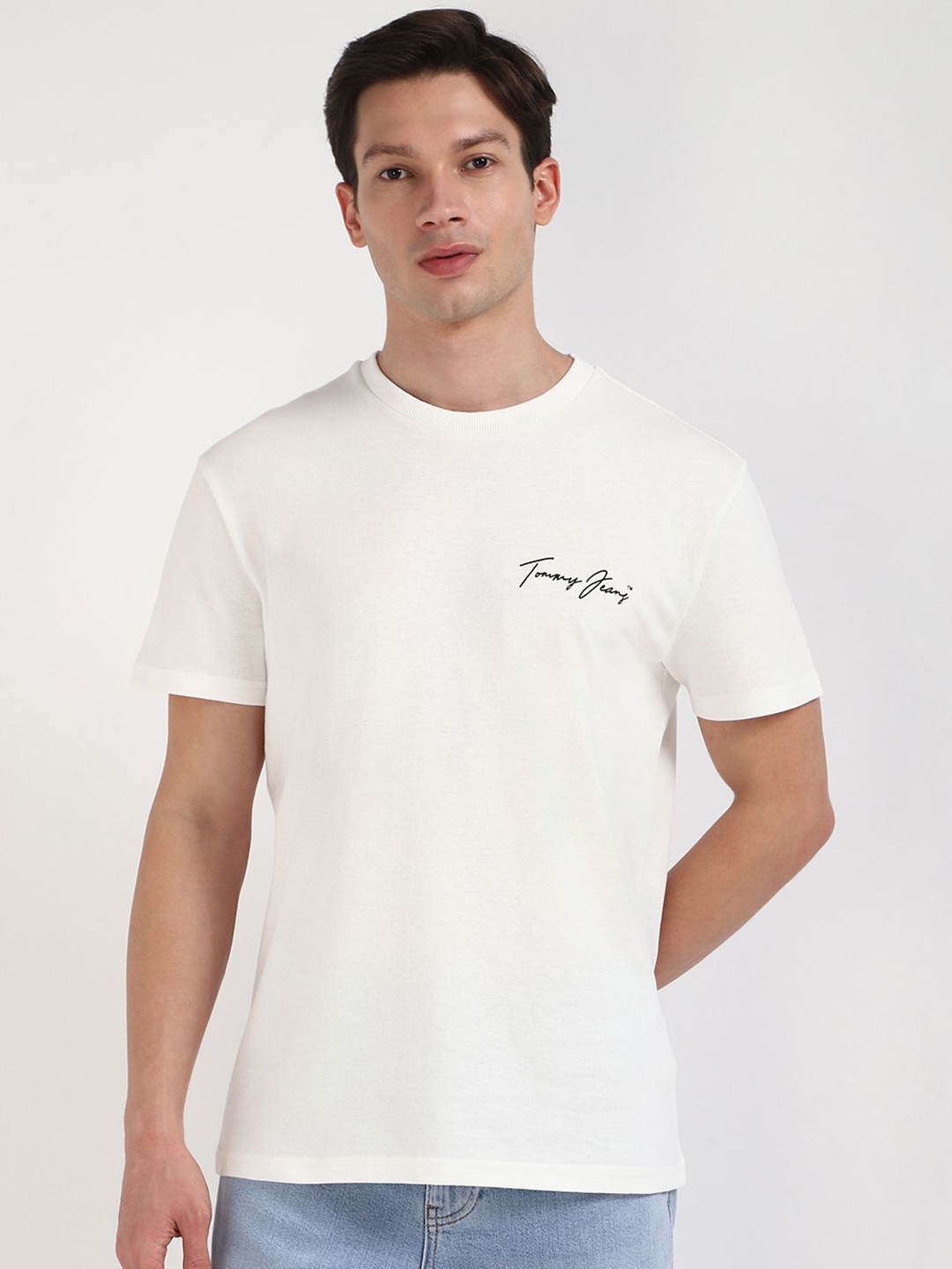 Tommy Hilfiger Men Typography Printed Pockets T-shirt, White