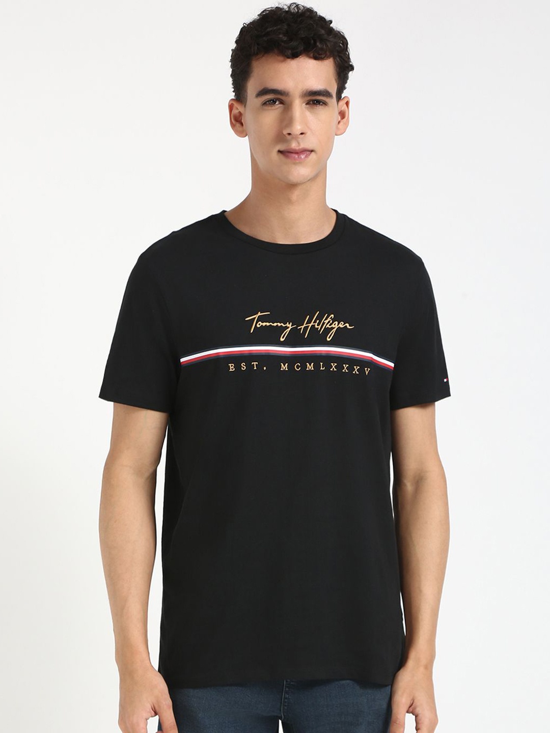 

Tommy Hilfiger Men Printed Raw Edge T-shirt, Black