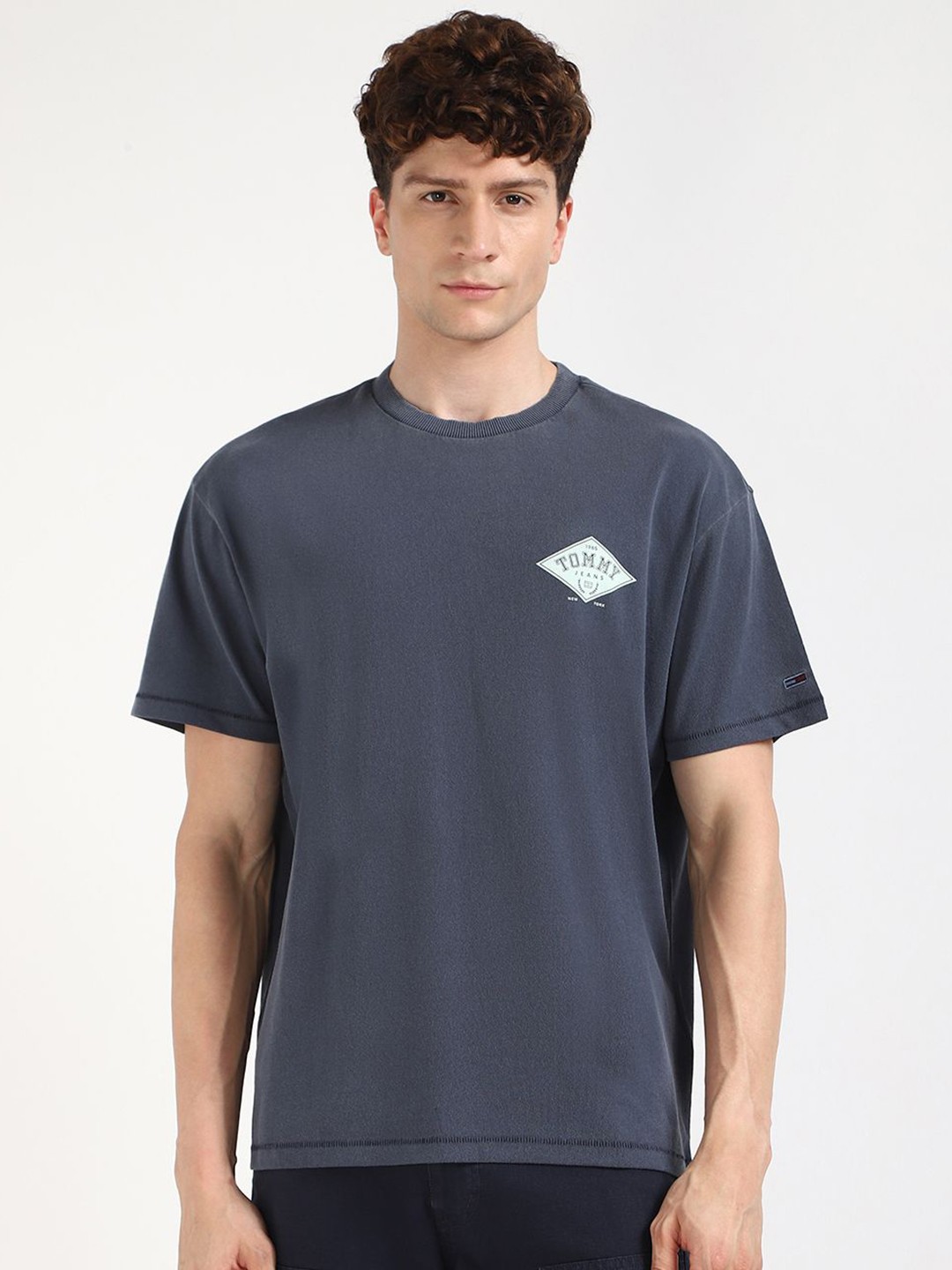 

Tommy Hilfiger Men Printed Pockets T-shirt, Blue