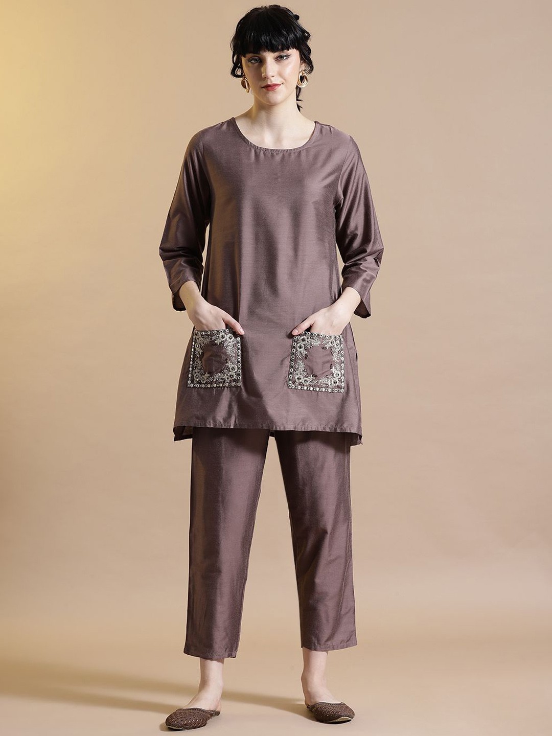 

STYLEBAAZI Floral Embroidered Pure Cotton Straight Kurta With Trouser, Brown