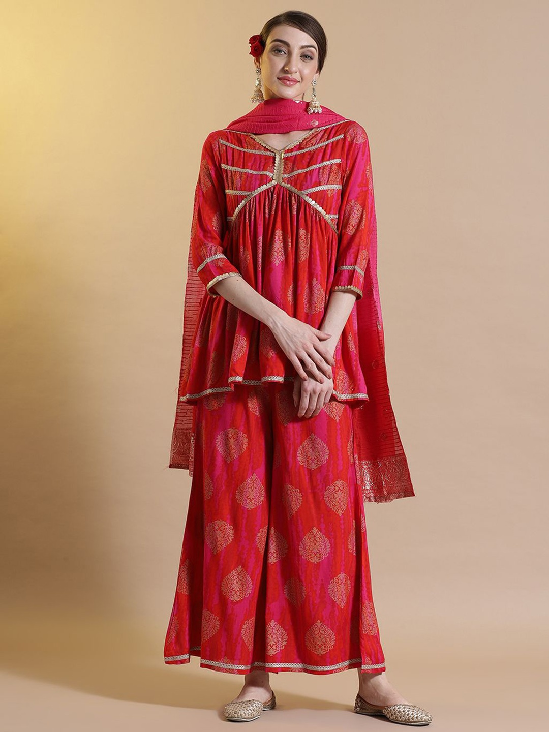 

STYLEBAAZI Women Floral Printed Empire Gotta Patti Pure Cotton Kurta with Palazzos & With Dupatta, Red