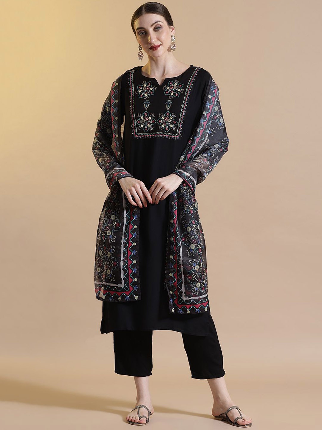 

STYLEBAAZI Ethnic Motifs Embroidered Notch Neck Straight Kurta With Trousers & Dupatta, Black