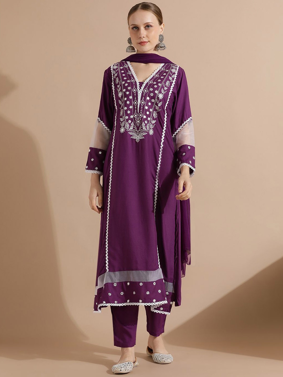 

STYLEBAAZI V-Neck Floral Embroidered Straight Kurta With Trousers And Dupatta, Purple