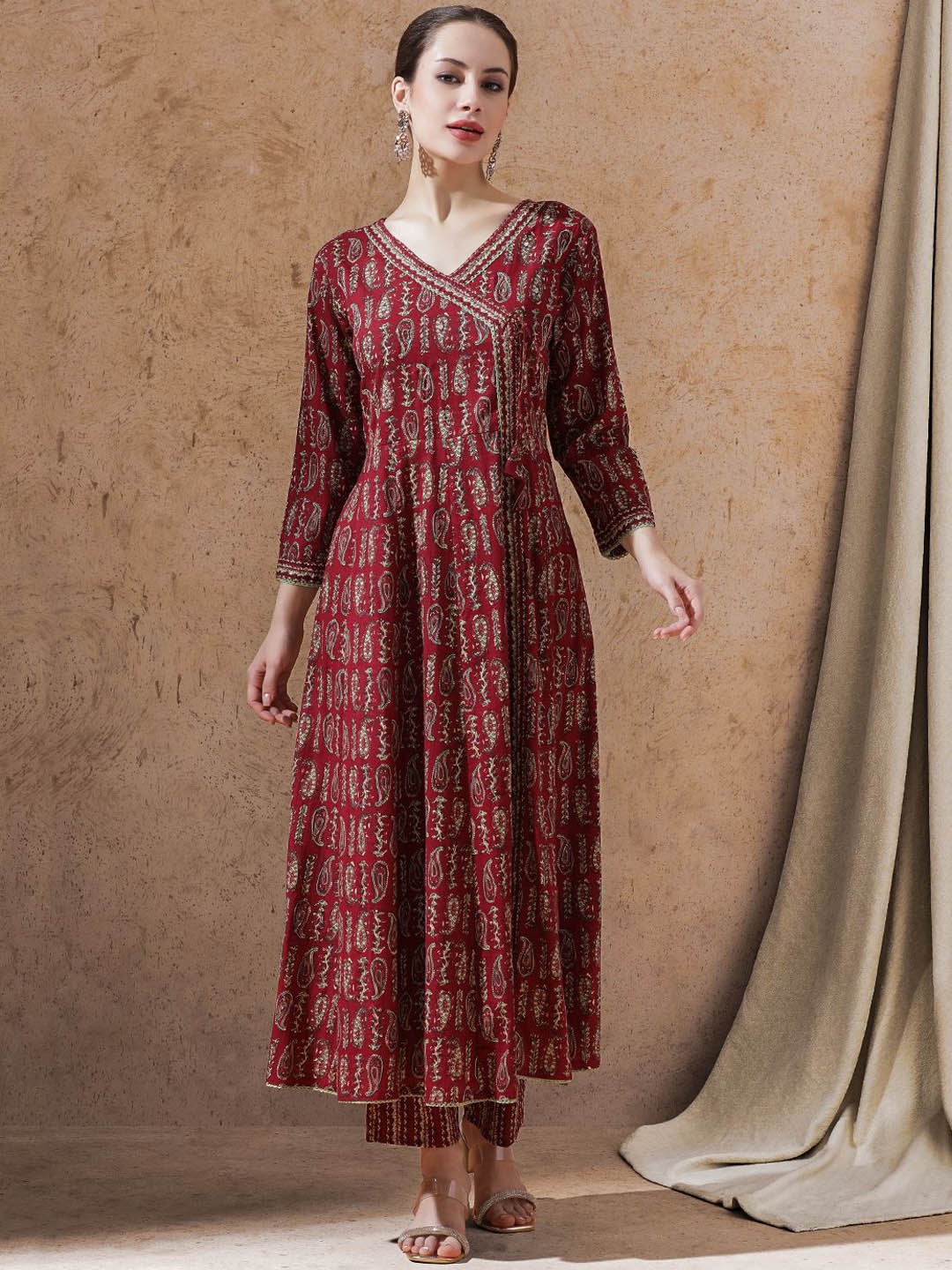 

STYLEBAAZI Floral Printed V-Neck Angrakha Pure Cotton Anarkali Kurta With Trouser, Maroon