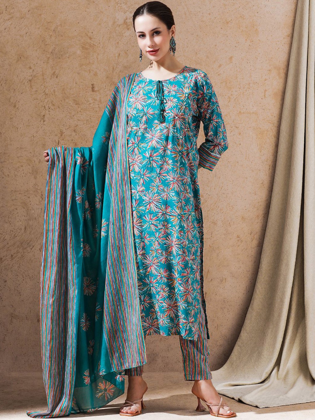 

STYLEBAAZI Floral Printed Sequinned Straight Kurta With Trousers And Dupatta, Teal