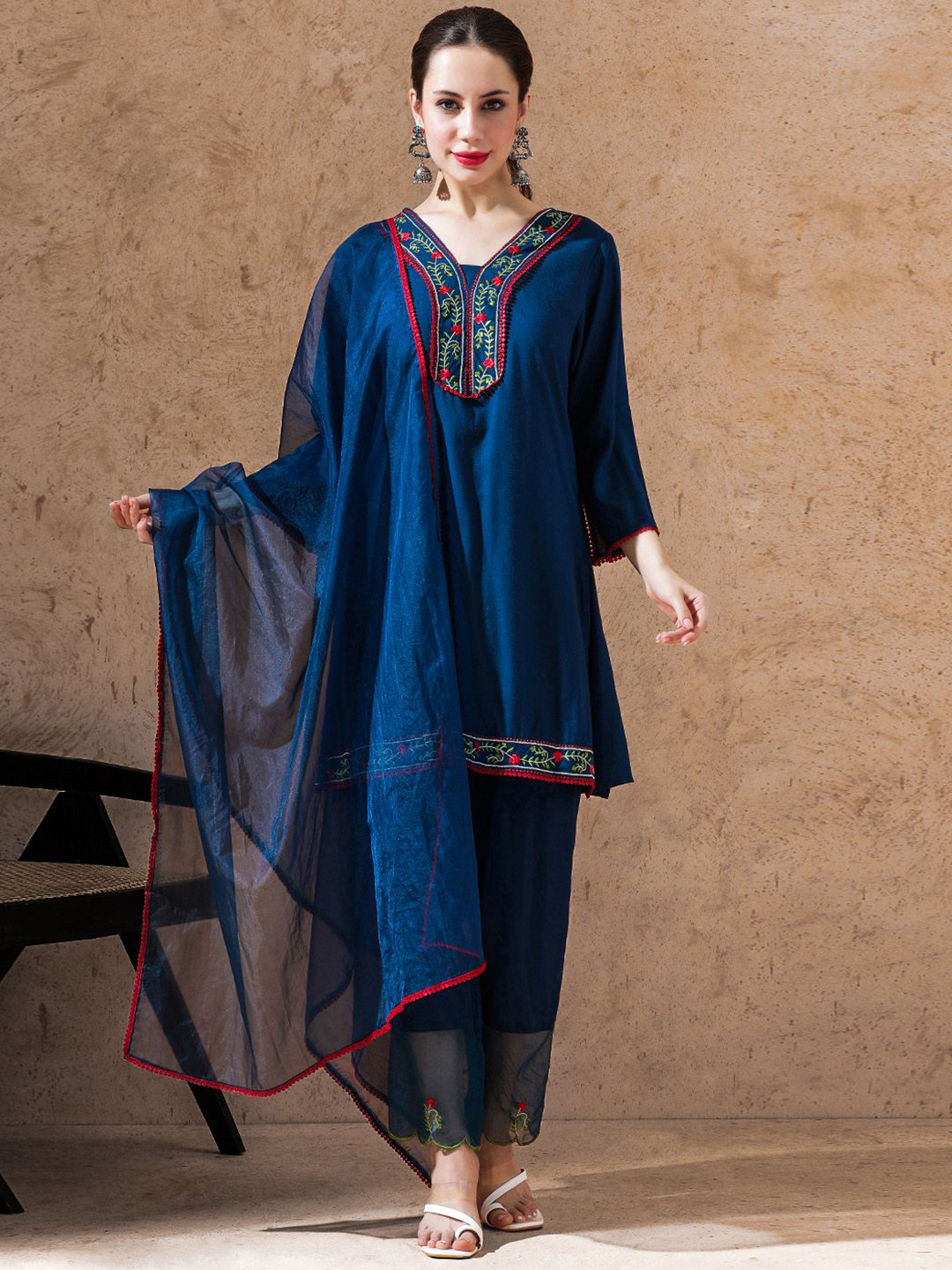 

STYLEBAAZI Floral Embroidered V-Neck A-Line Kurti With Trousers And Dupatta, Navy blue