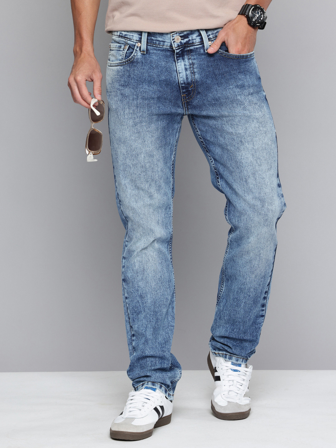 

Levis Men Regular Fit Heavy Fade Stretchable Jeans, Blue