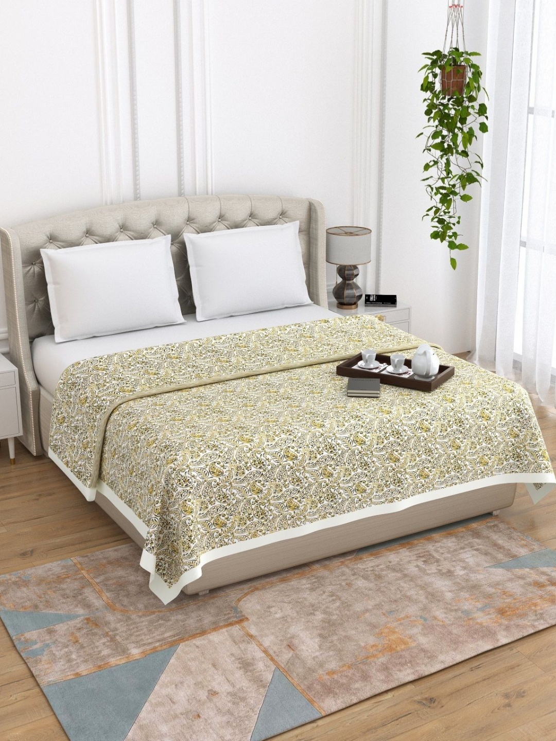 

THE LINEN COMPANY Green & White Floral Printed Mild Winter 120 GSM Cotton Single Bed Dohar