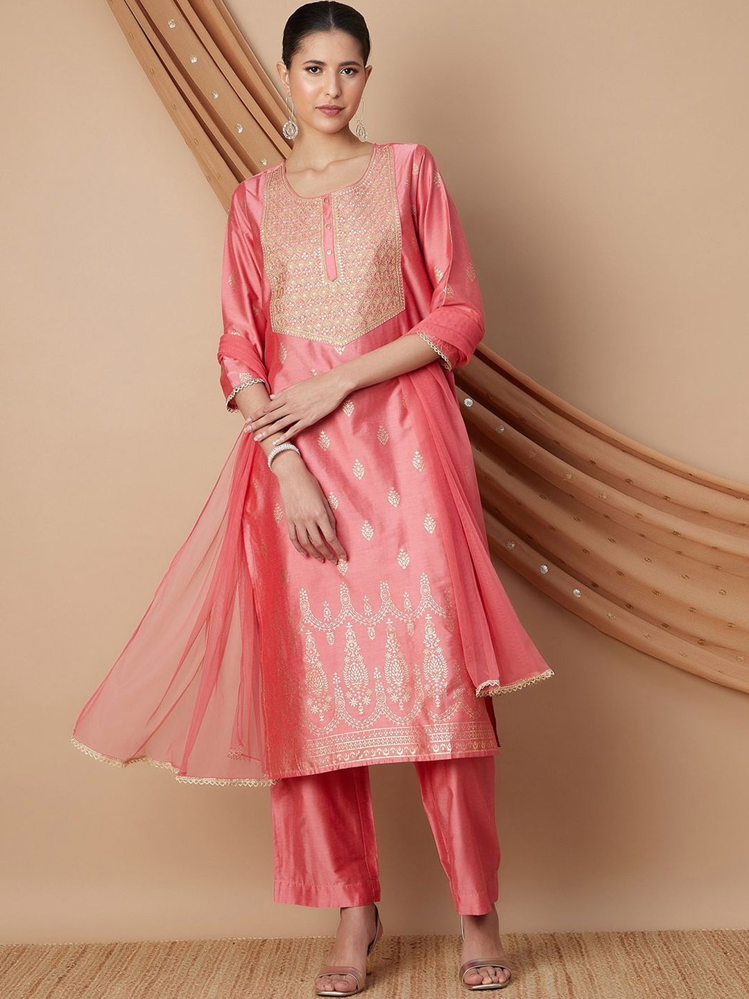 

Melange by Lifestyle Ethnic Motifs Embroidered Straight Kurta With Trouser & Dupatta, Coral