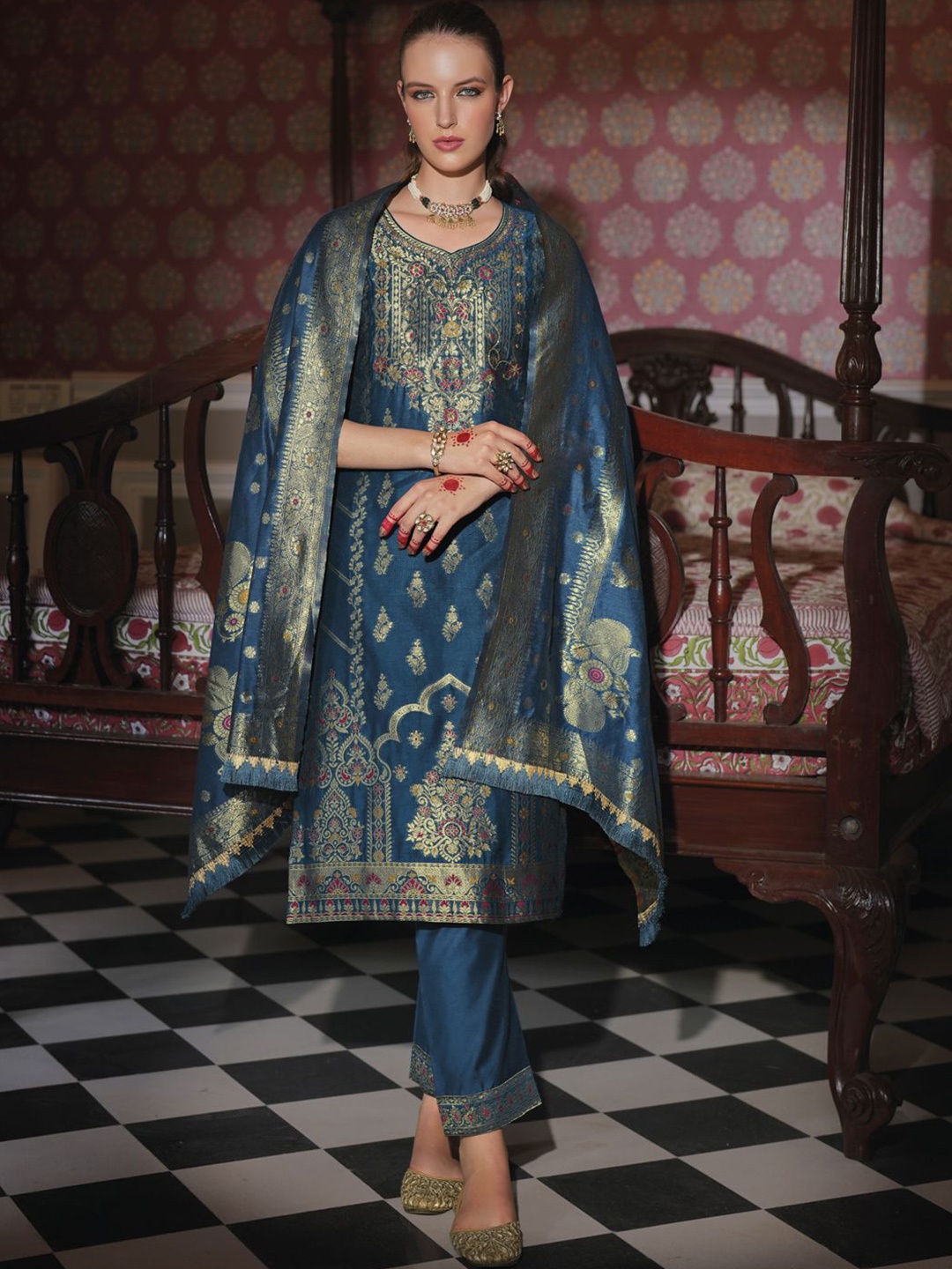 

VredeVogel Ethnic Motifs Woven design Jacquard Silk Kurta with Trousers And Dupatta, Blue