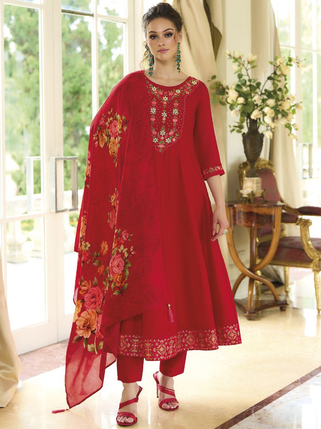 

VredeVogel Floral Embroidered Round Neck Kurta With Trousers And Dupatta, Red