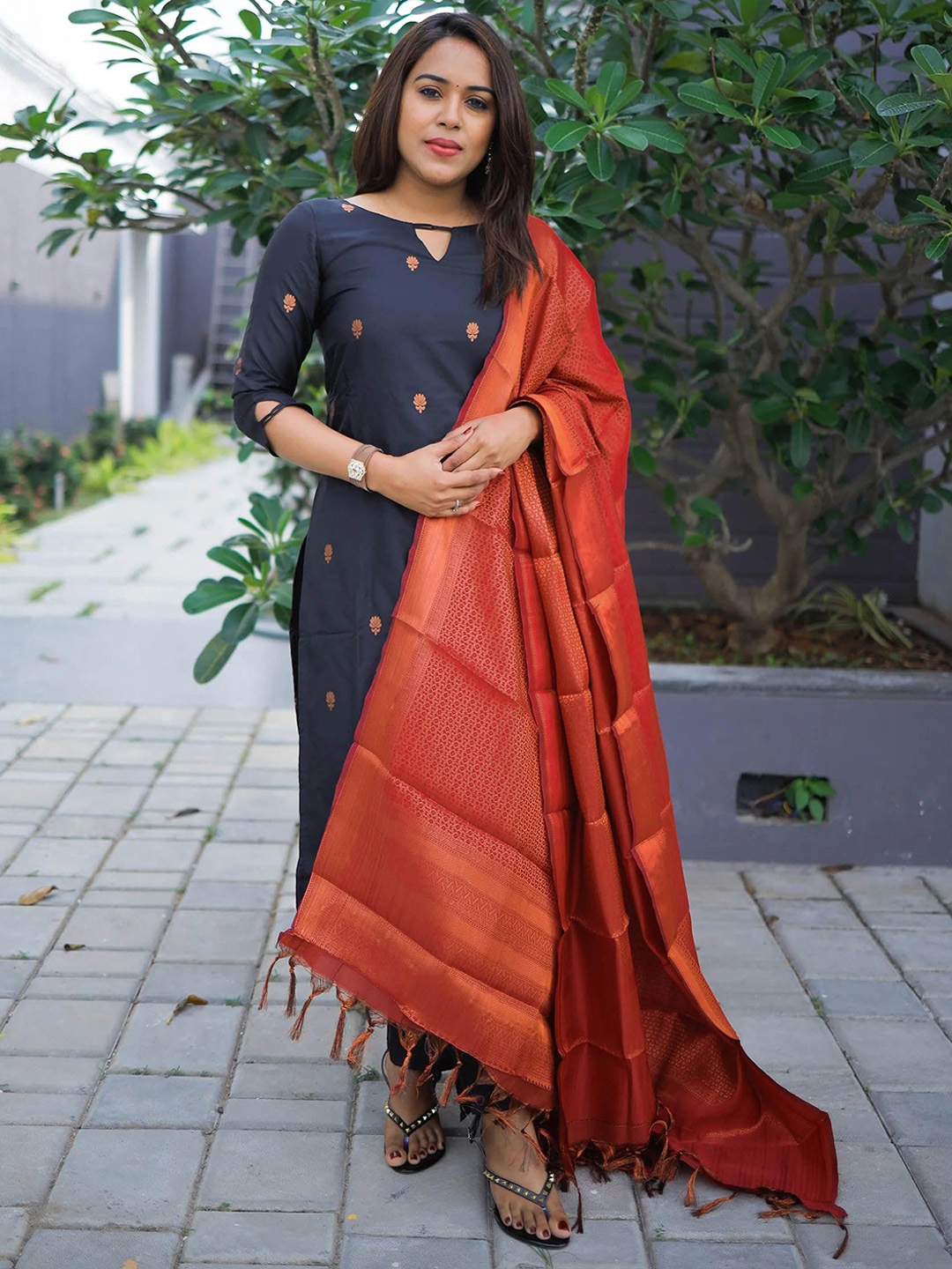 

BAESD Woven Design Notch Neck Straight Kurta With Trousers and Dupatta, Black