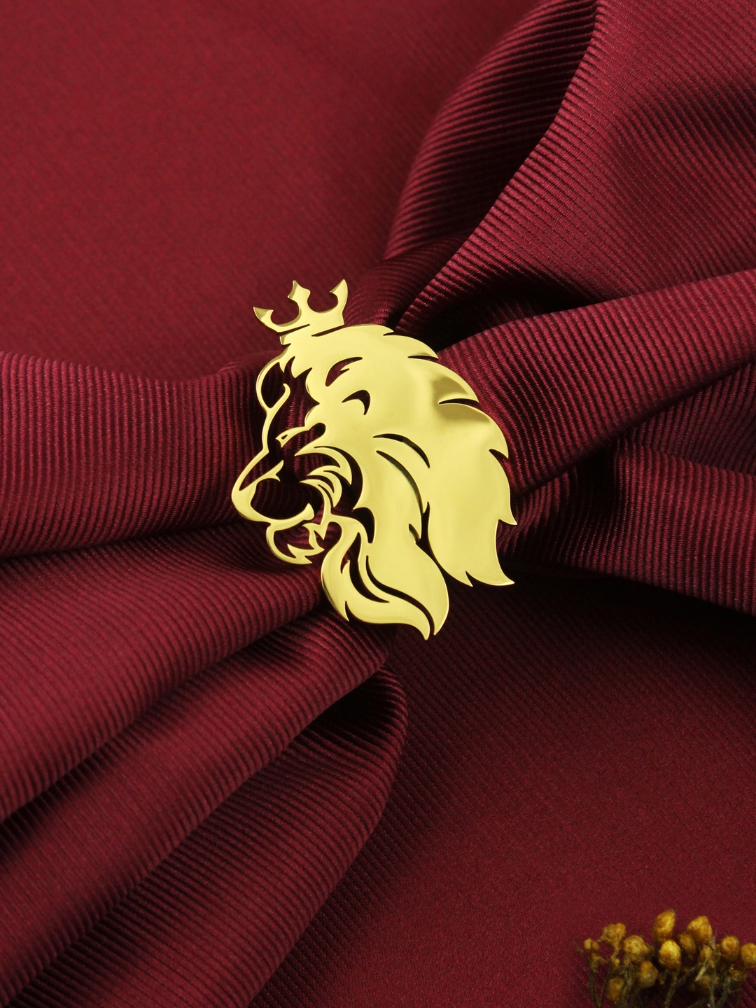 

House of Pataudi Men Gold-Plated Stainless Steel Lion Brooch