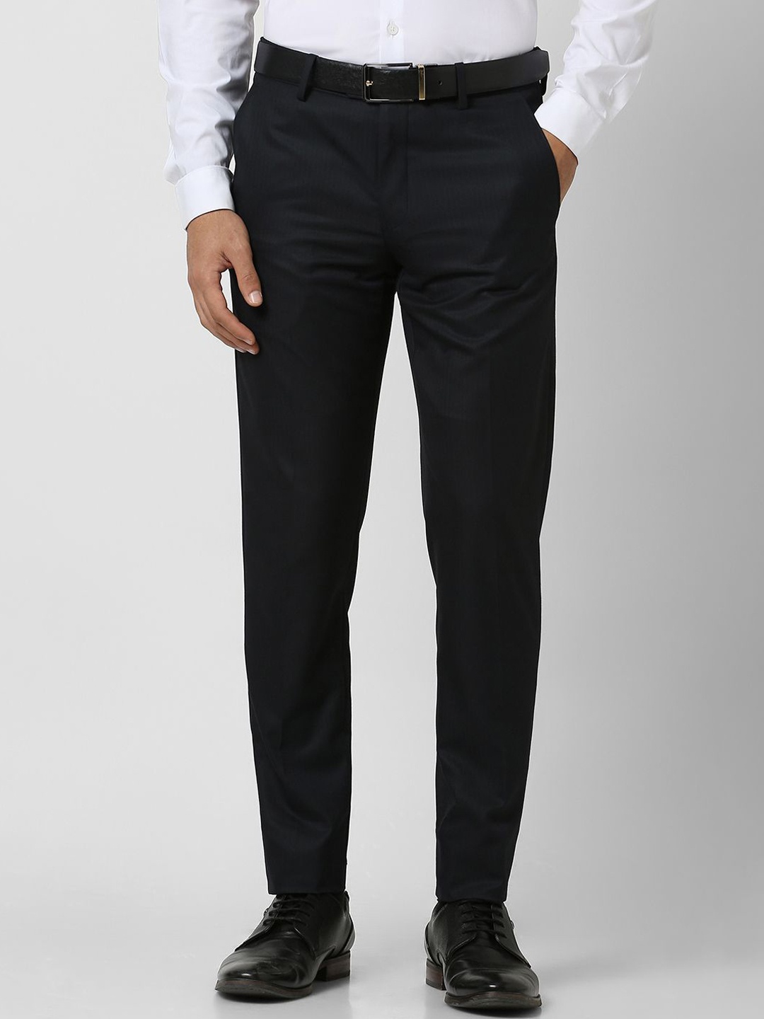 

Van Heusen Men Slim Fit Formal Trousers, Black