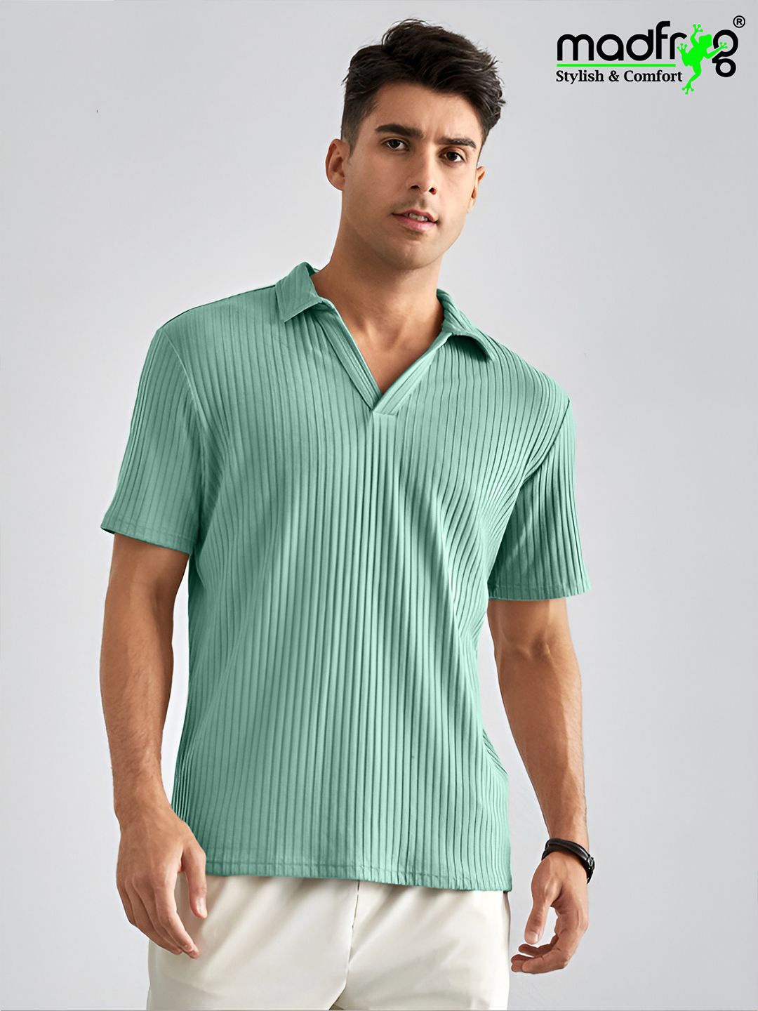 

madfrog Men Self Design Polo Collar T-shirt, Green