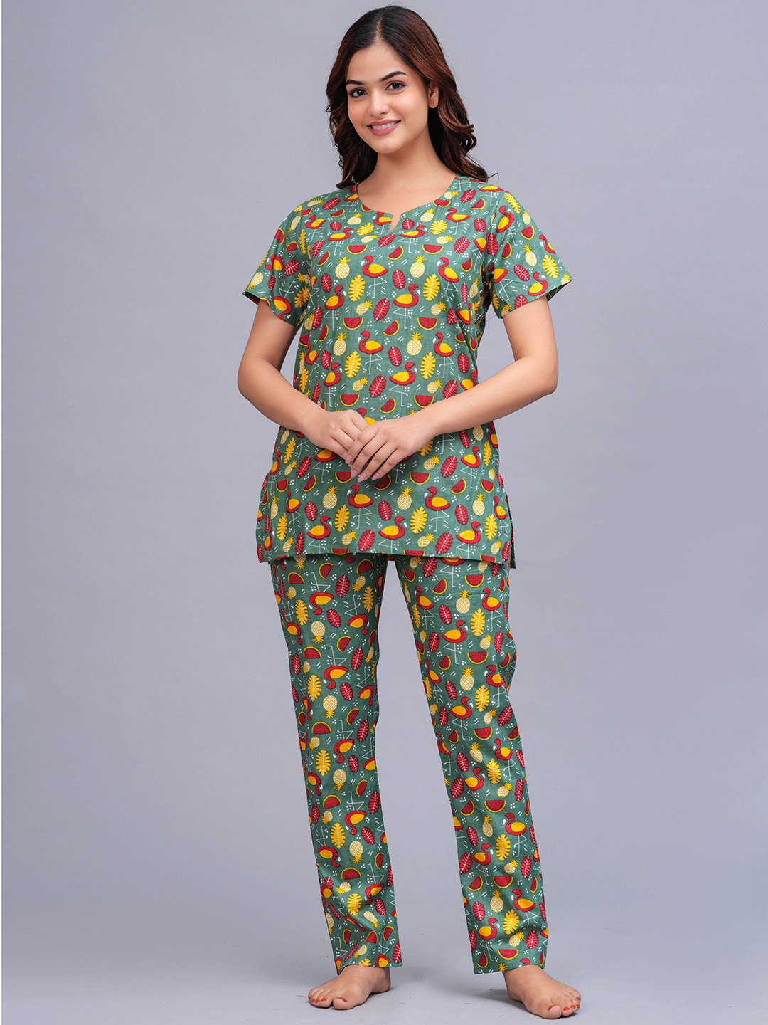 

Bachuu Women Graphic Printed Night suit, Green