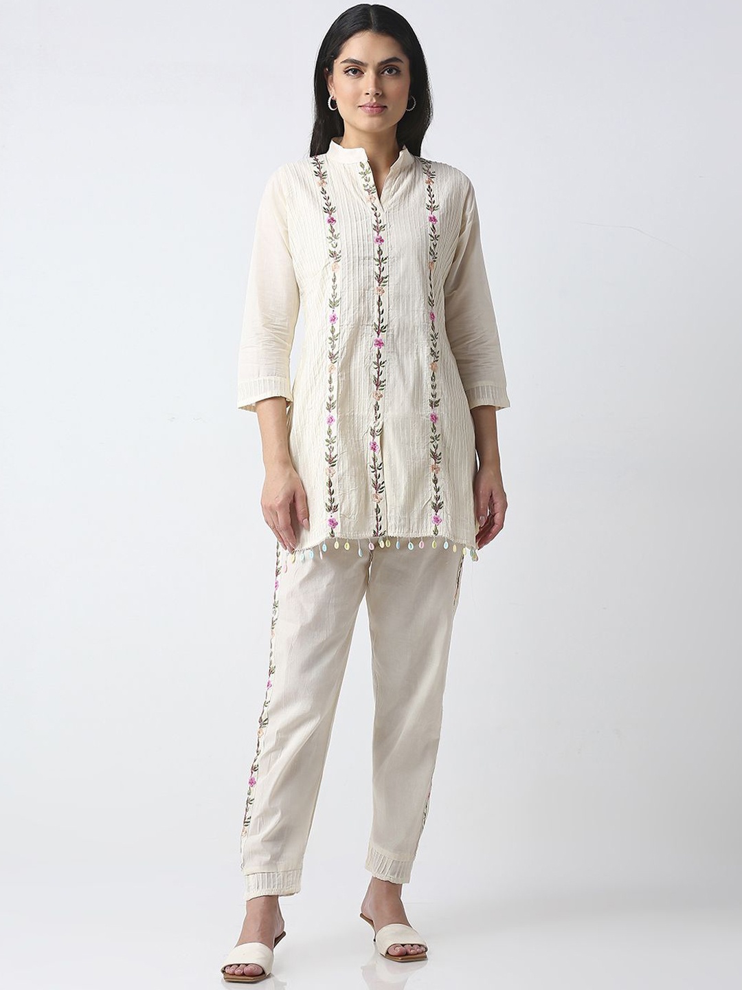 

GULABBO Floral Embroidered Pure Cotton Tunic with Trouser, Off white