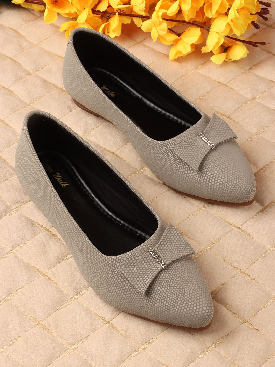 

Retro Walk Women Ballerinas with Buckles Flats, Grey