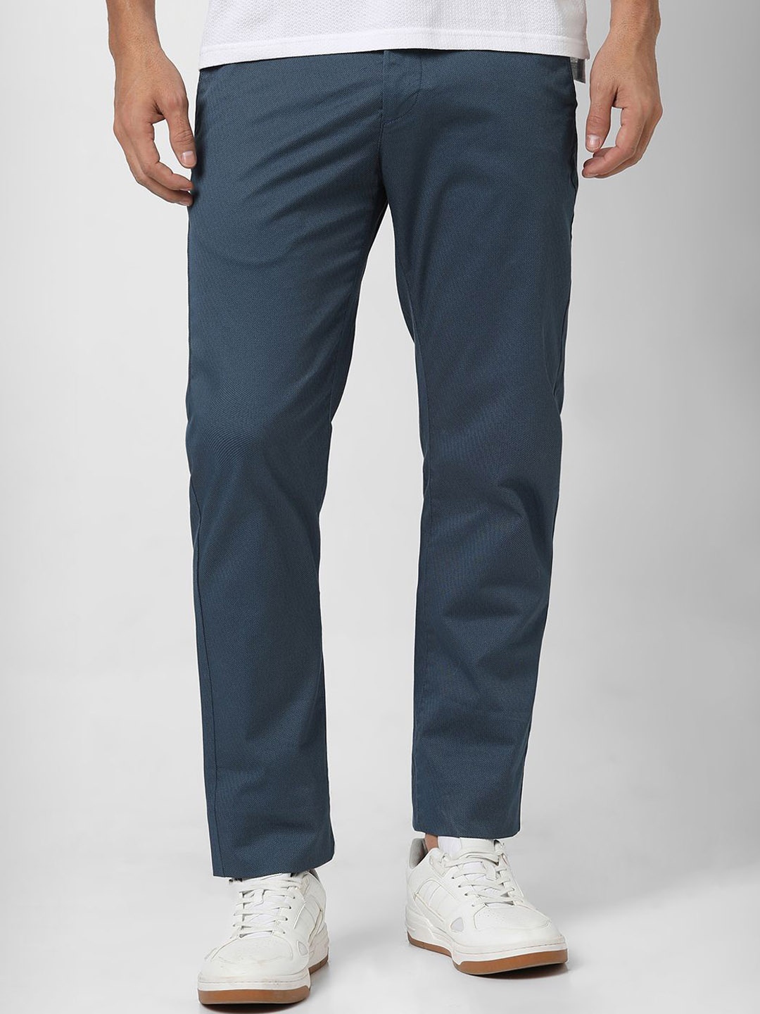 

Van Heusen Sport Men Regular Fit Mid-Rise Trousers, Blue