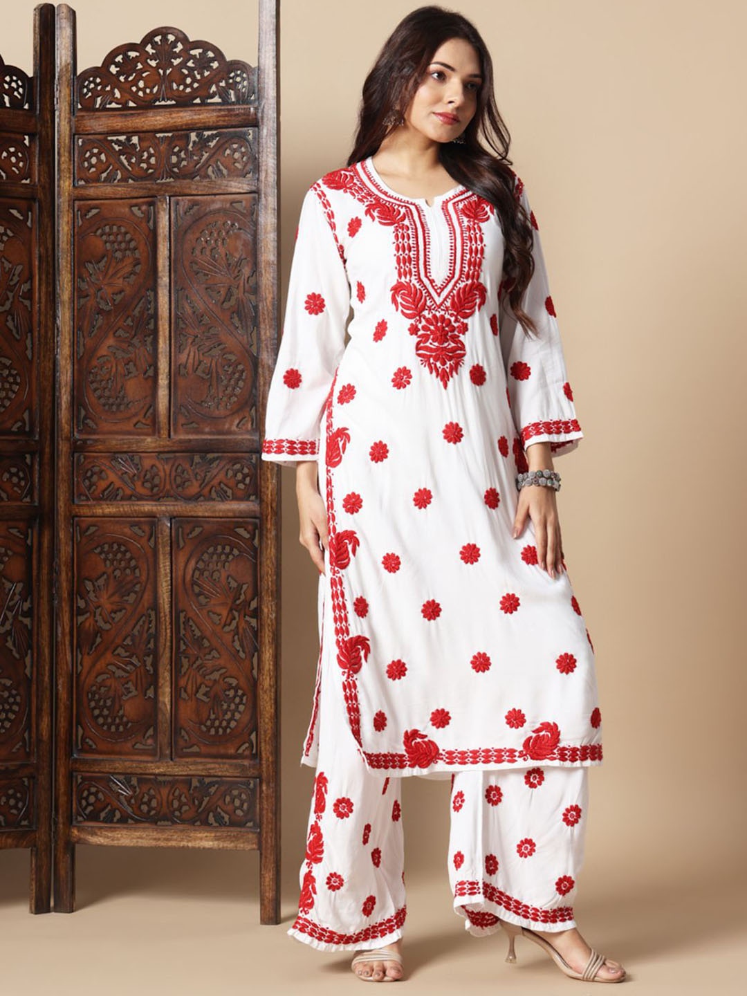 

Fashionable Chikan Handikraft Embroidered Kurta With Palazzo Kurta Set, White