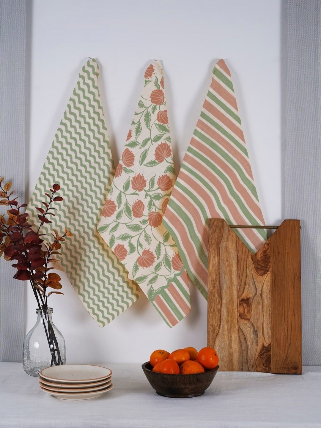 Ratan Cart Peach-Colored & White 3 Pieces Printed Cotton Kitchen Towels