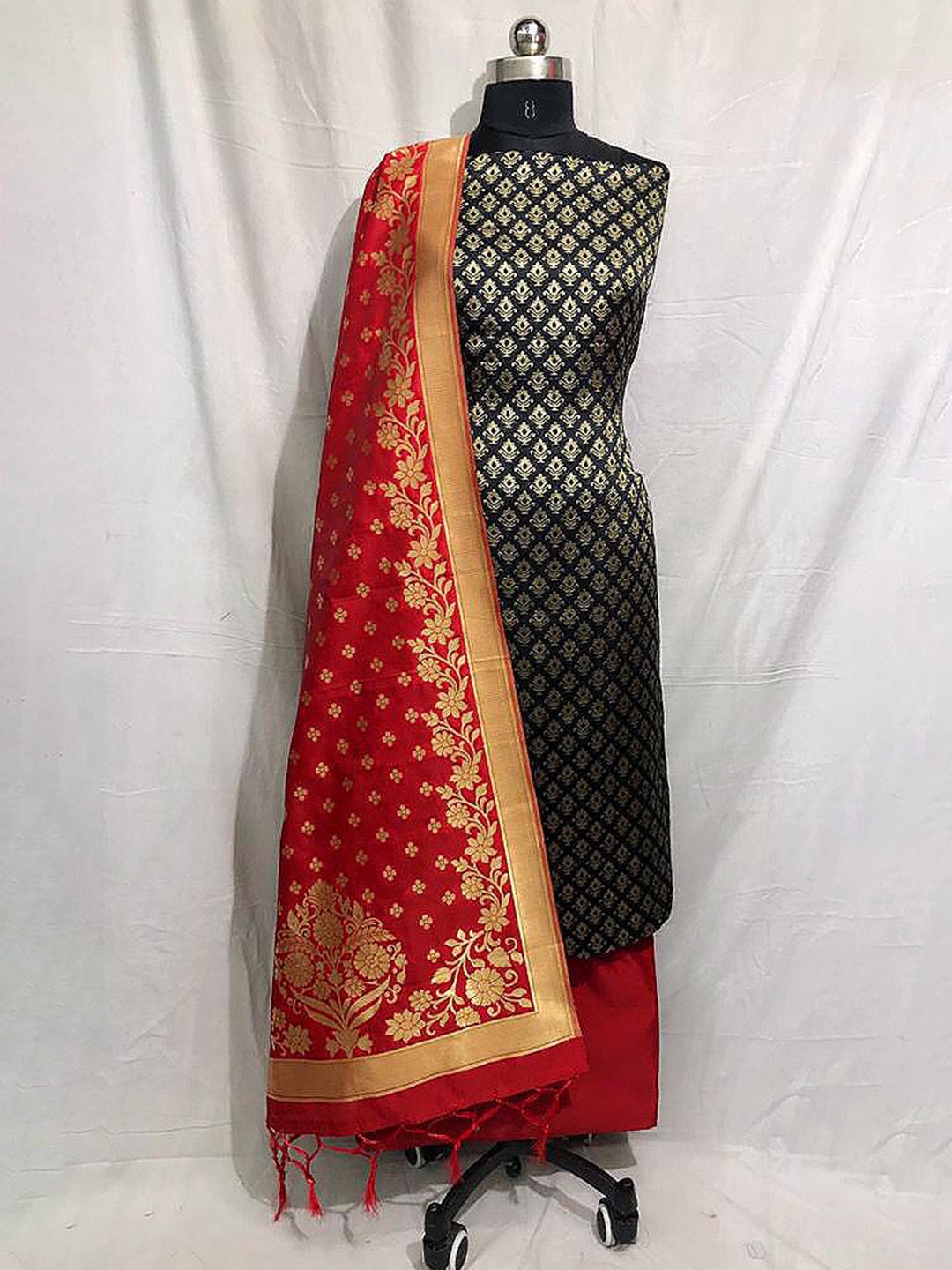 

KALINI Ethnic Motifs Pure Silk Unstitched Dress Material, Black