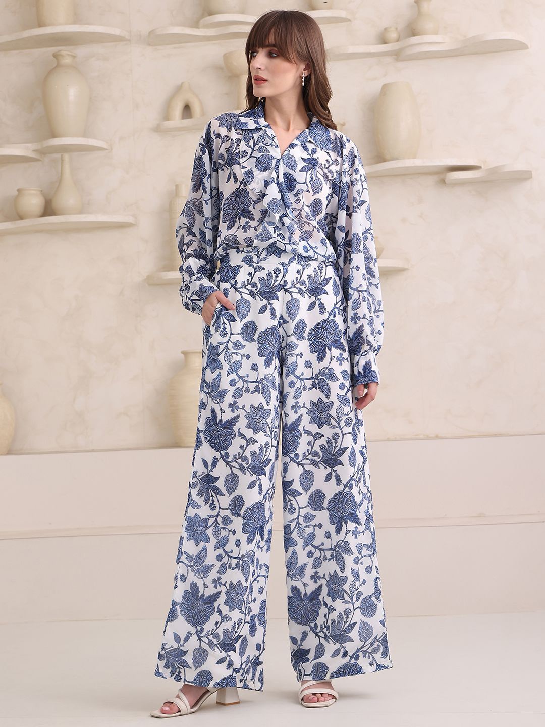 

OBSHIVKA Printed Shirt Collar Top With Palazzo, White