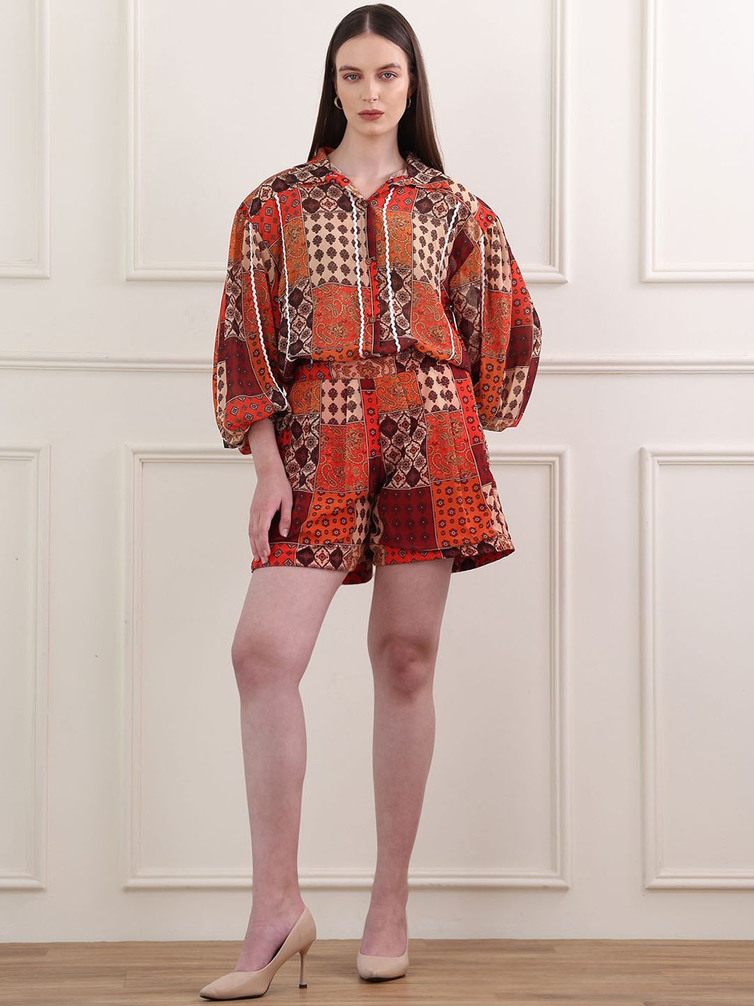 

OBSHIVKA Flow & Flair Printed Puff Sleeves Shirt With Shorts, Maroon