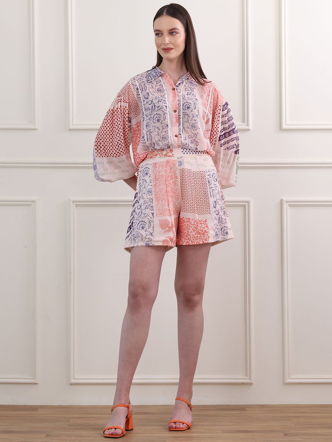 

OBSHIVKA Flow & Flair Printed Puff Sleeves Shirt With Shorts, Pink