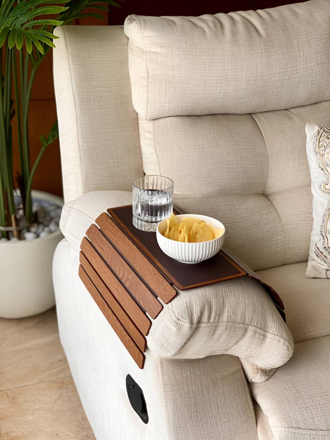 

Mason Home Brown MDF Easy to Clean Serving Tray