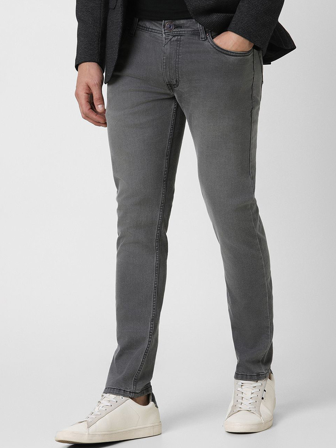 

Peter England Casuals Men Tapered Fit Mid-Rise Jeans, Grey