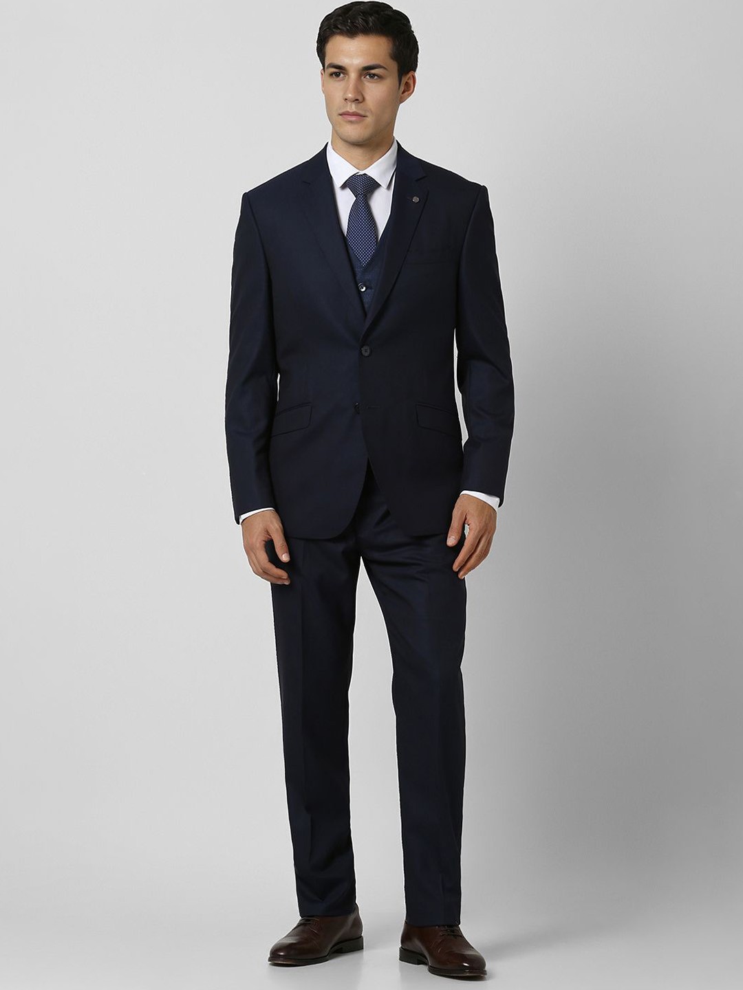 

Van Heusen Textured Slim Fit Single-Breasted Formal 3 Piece Suit, Navy blue